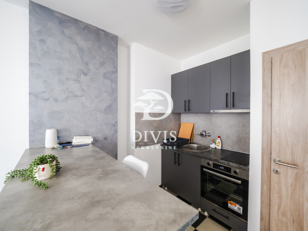 Slika 5 - Kulina bana, Četvorosoban stan na prodaju, 94m2, 330.000€